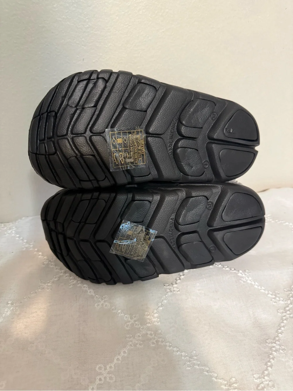 Ecko Unlimited Black Kids Slip-On Clog with Fleece Lining